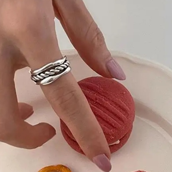 ⚡️Insta sterling silver three layers twist ring - Picture 4 of 5